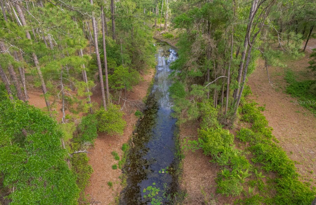 LAKE GARDENS CITRUS CO UNREC - Land