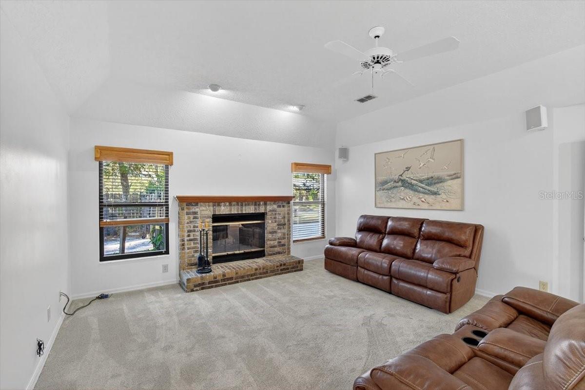 SHADOW RUN UNIT 1 - Residential