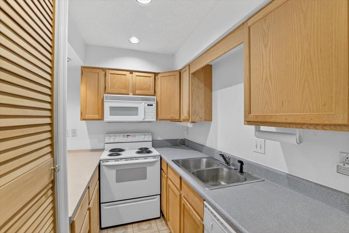 SHADOW RUN UNIT 1 - Residential