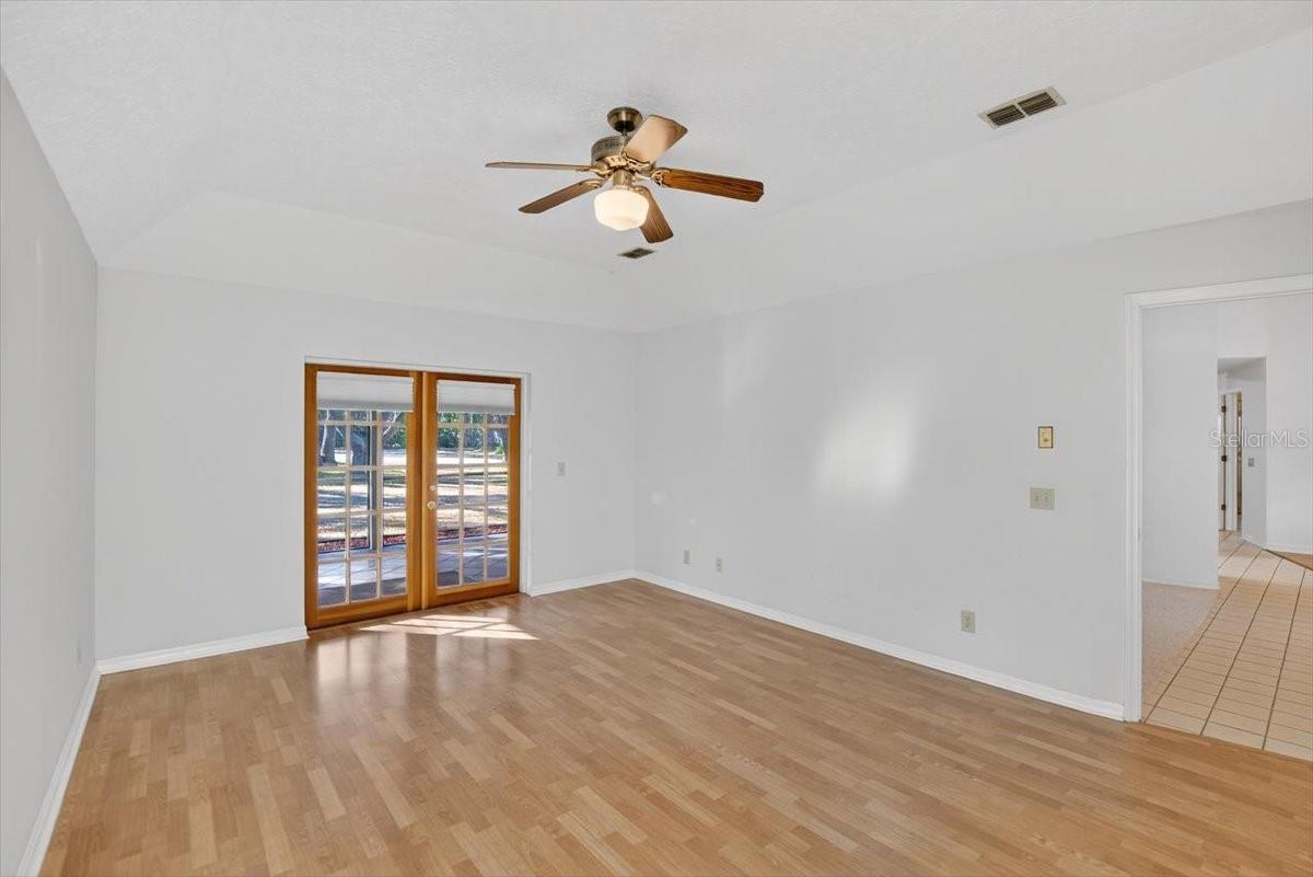 SHADOW RUN UNIT 1 - Residential