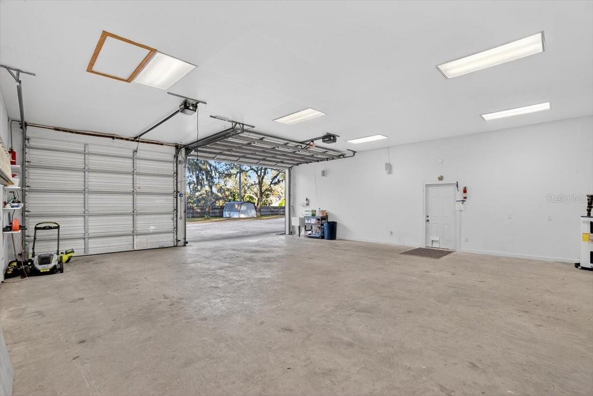 SHADOW RUN UNIT 1 - Residential