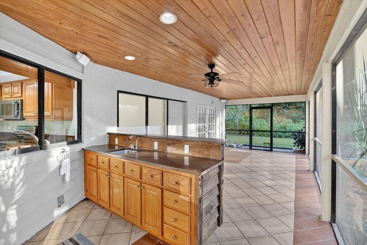 SHADOW RUN UNIT 1 - Residential