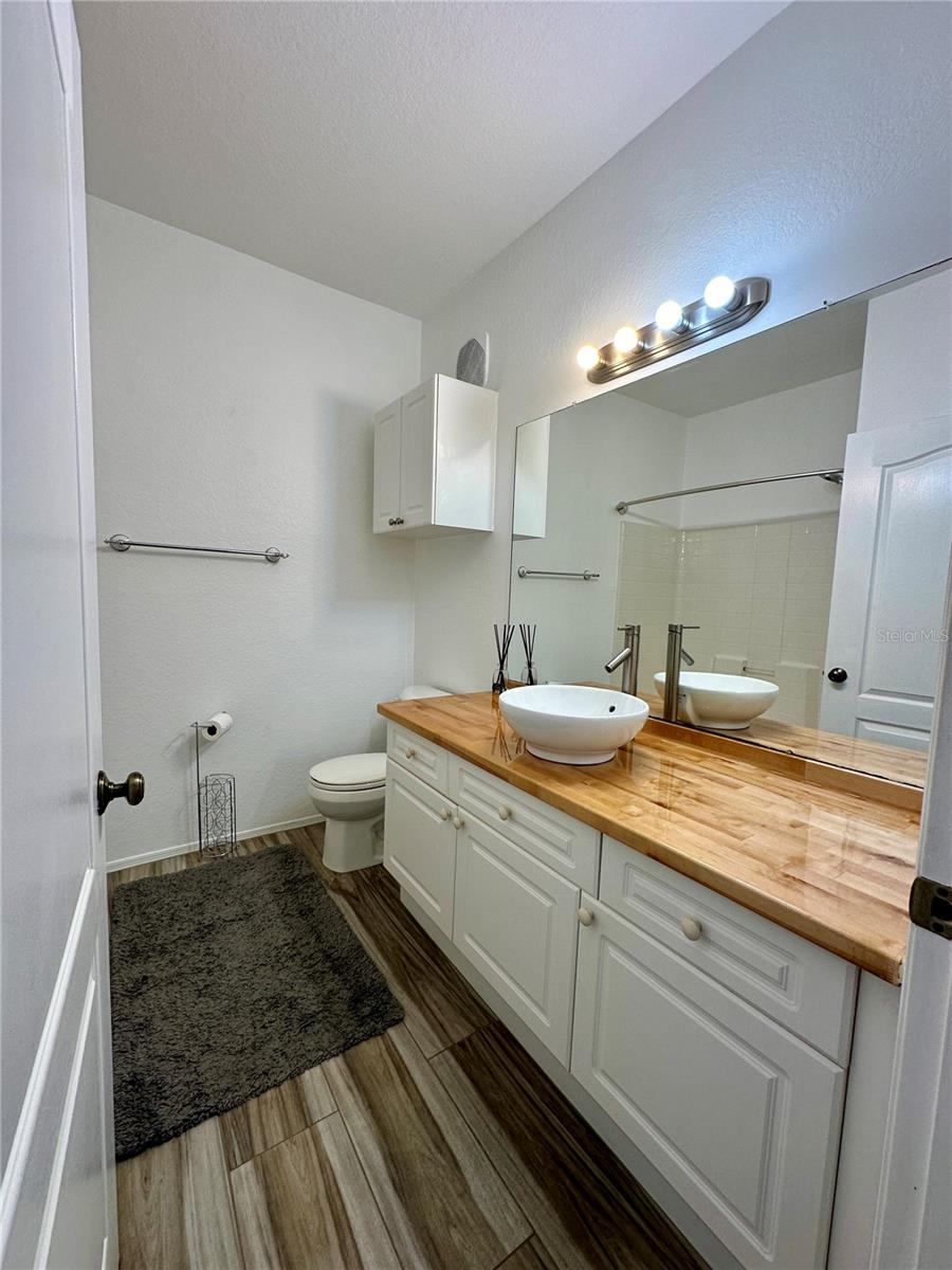 GRAND BELLAGIO AT BAYWATCH CONDO THE - Residential