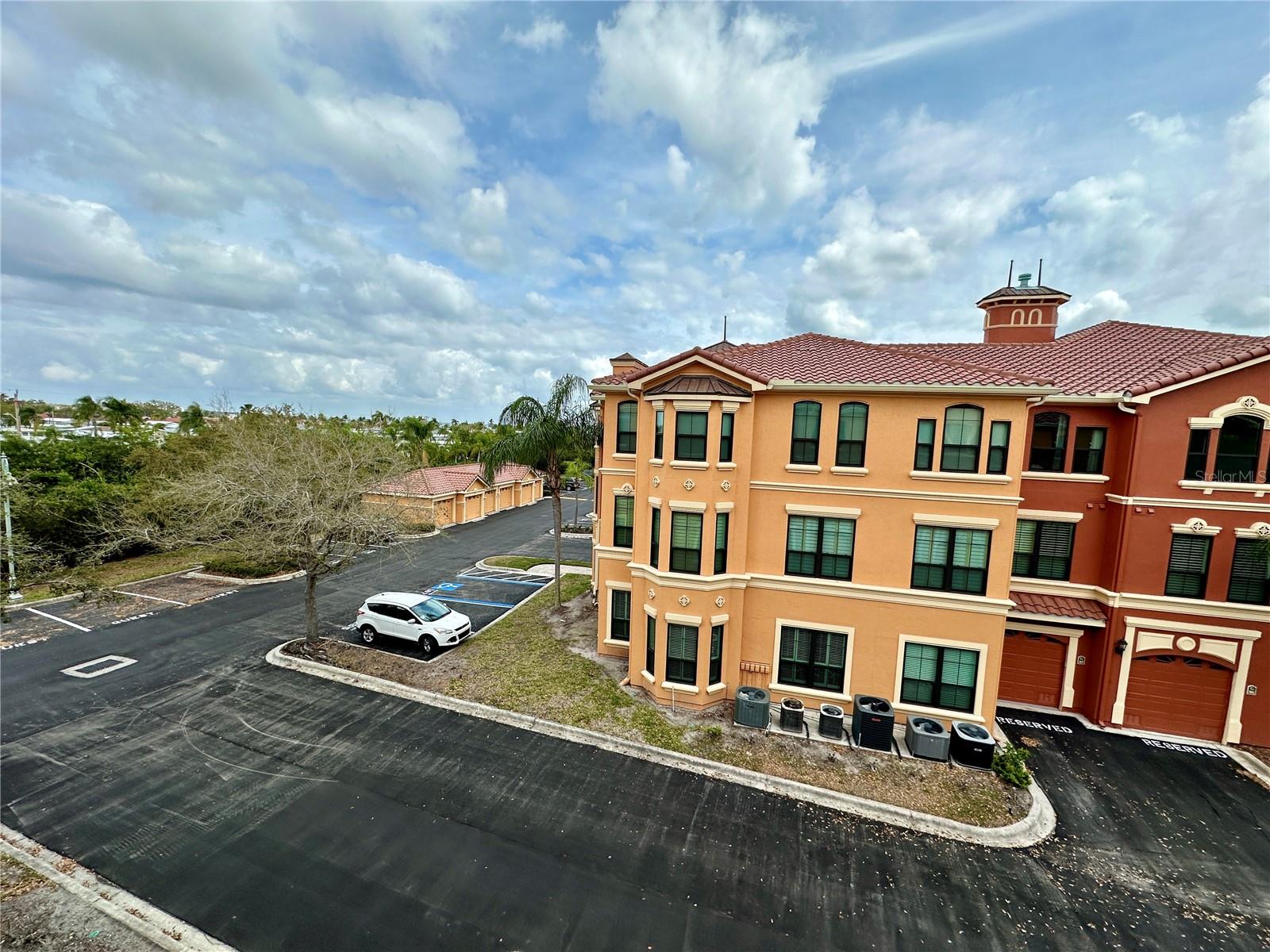 GRAND BELLAGIO AT BAYWATCH CONDO THE - Residential