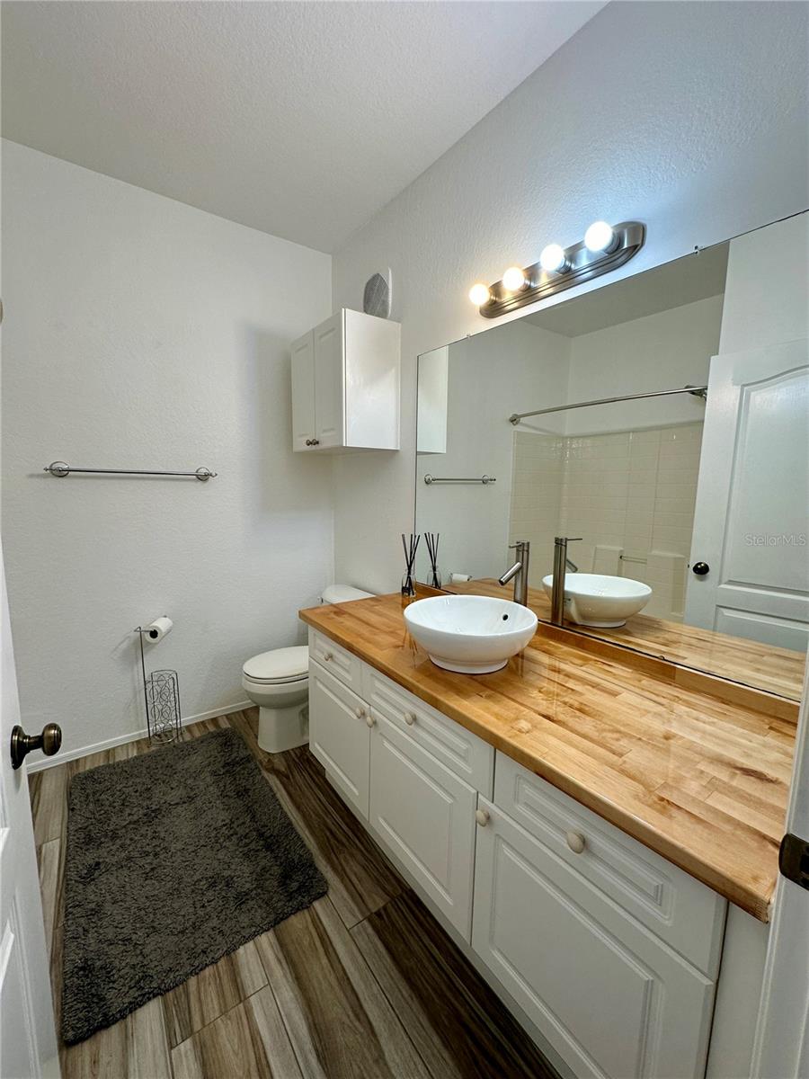 GRAND BELLAGIO AT BAYWATCH CONDO THE - Residential