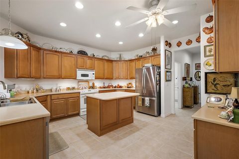 A home in SUMMERFIELD