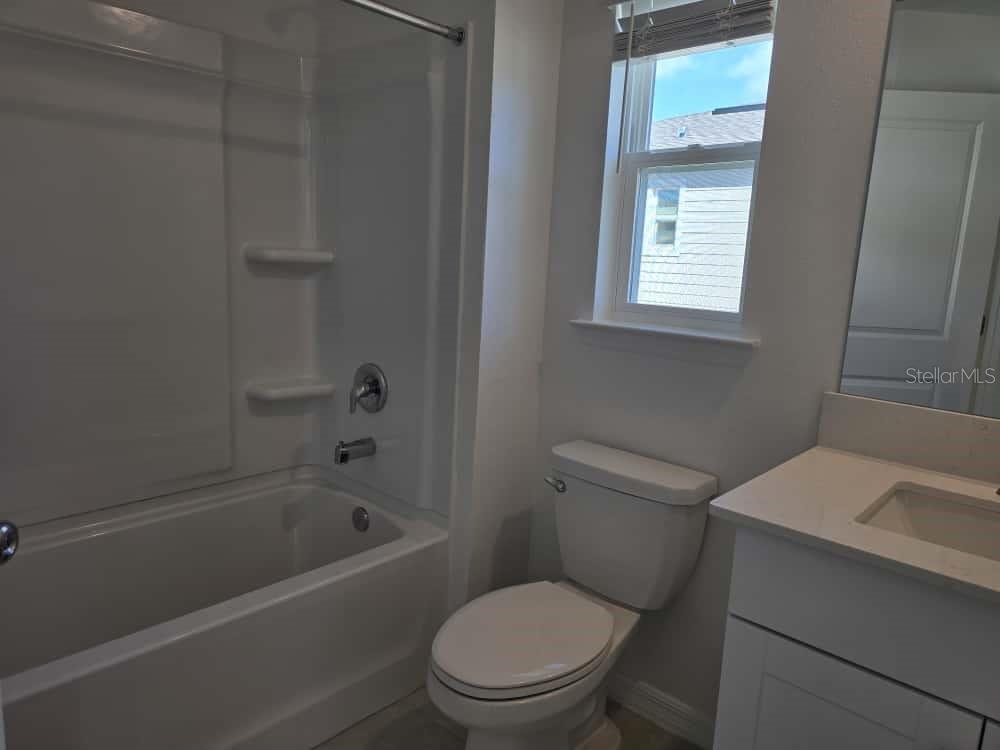 MIRADA PCL 8D - Residential Lease