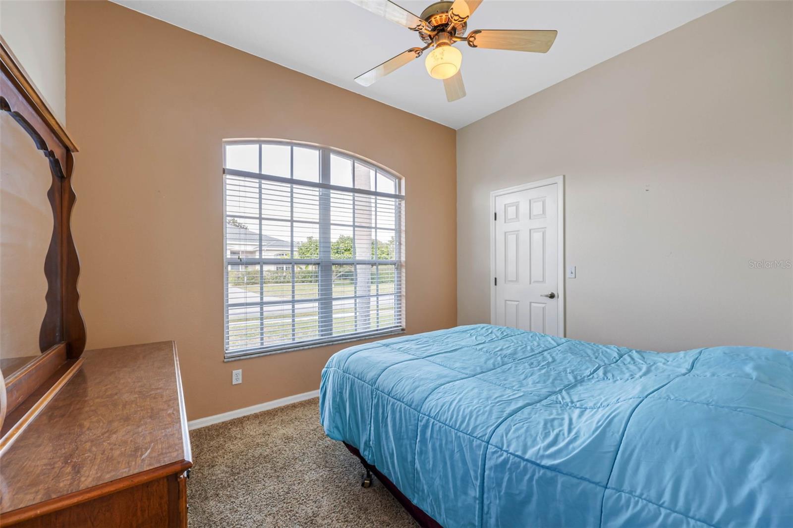 WELLINGTON CHASE - Residential