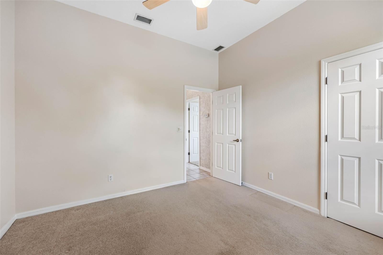 WELLINGTON CHASE - Residential