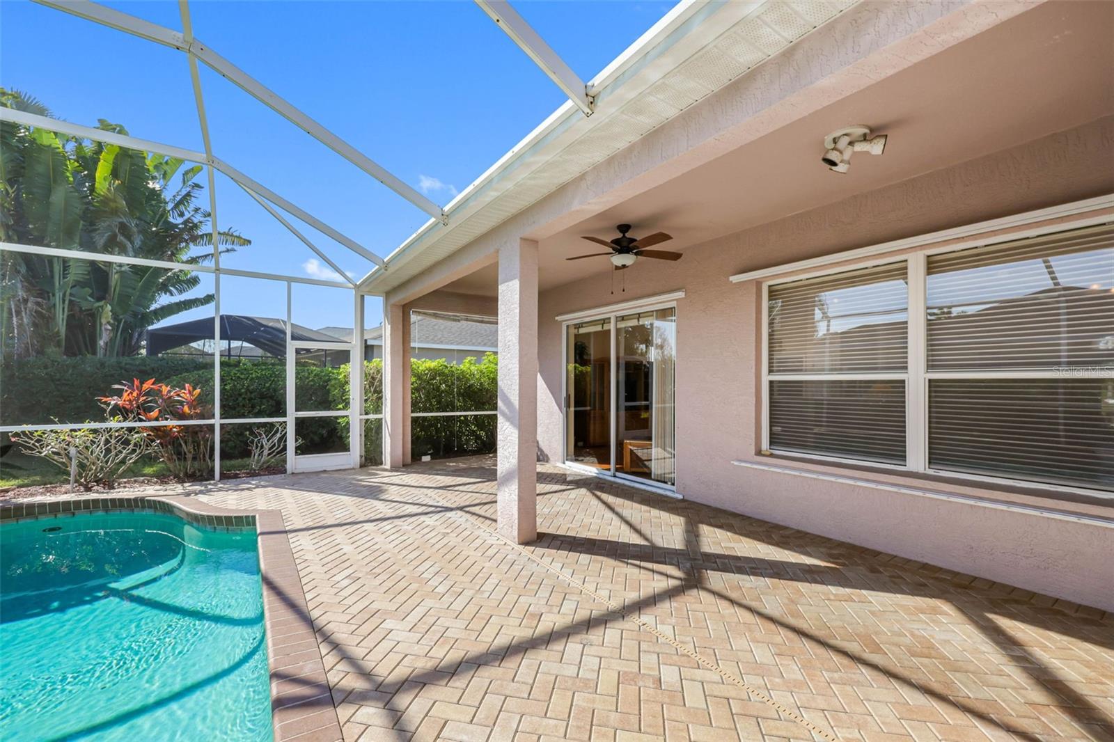 WELLINGTON CHASE - Residential