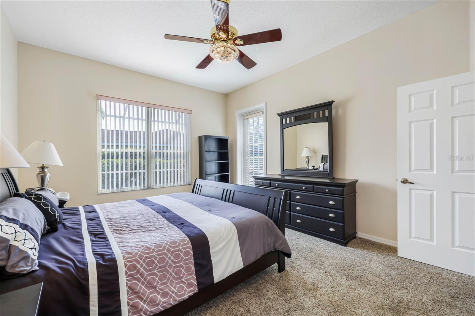 WELLINGTON CHASE - Residential