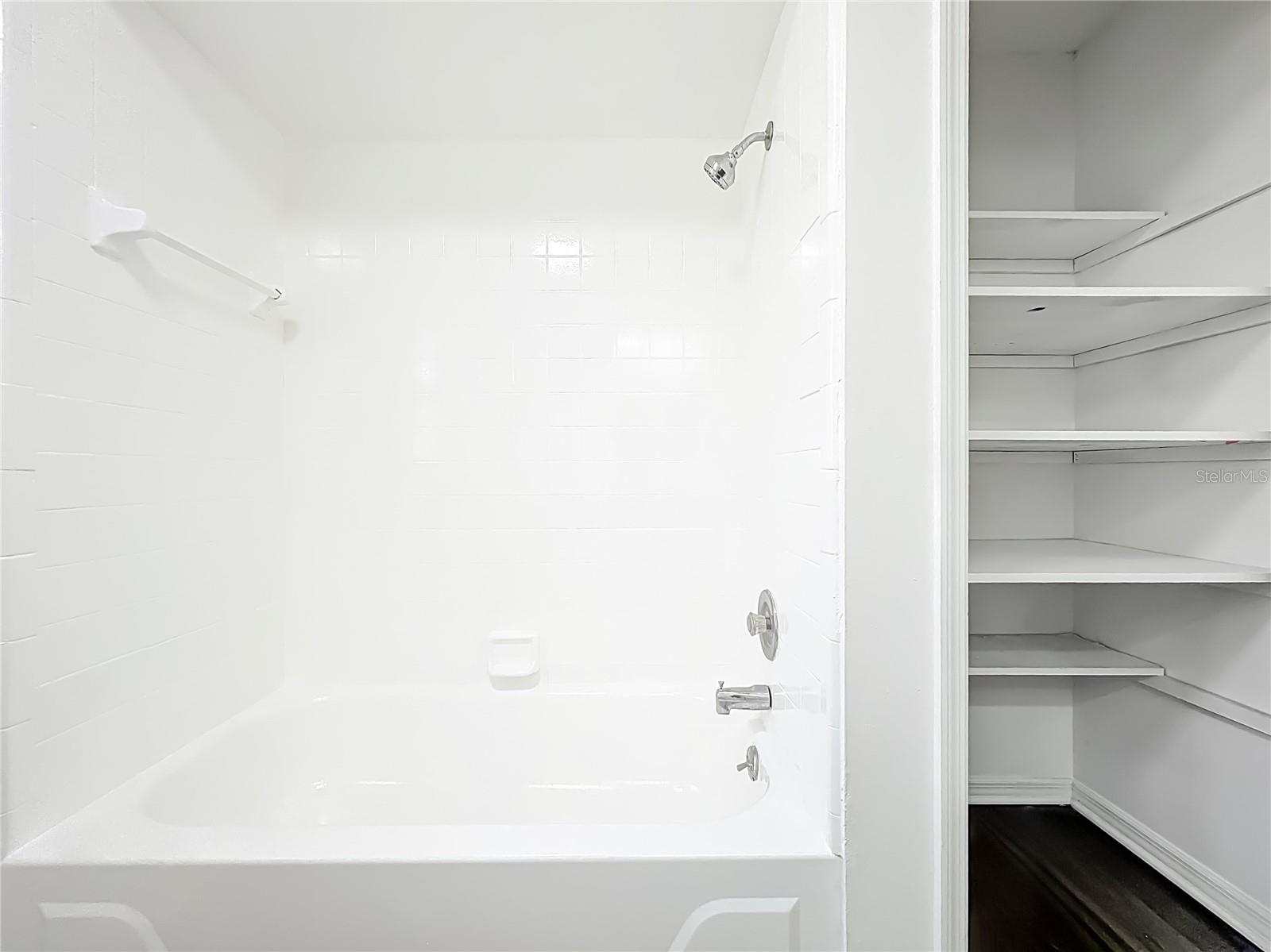 SHADOWRIDGE - Residential