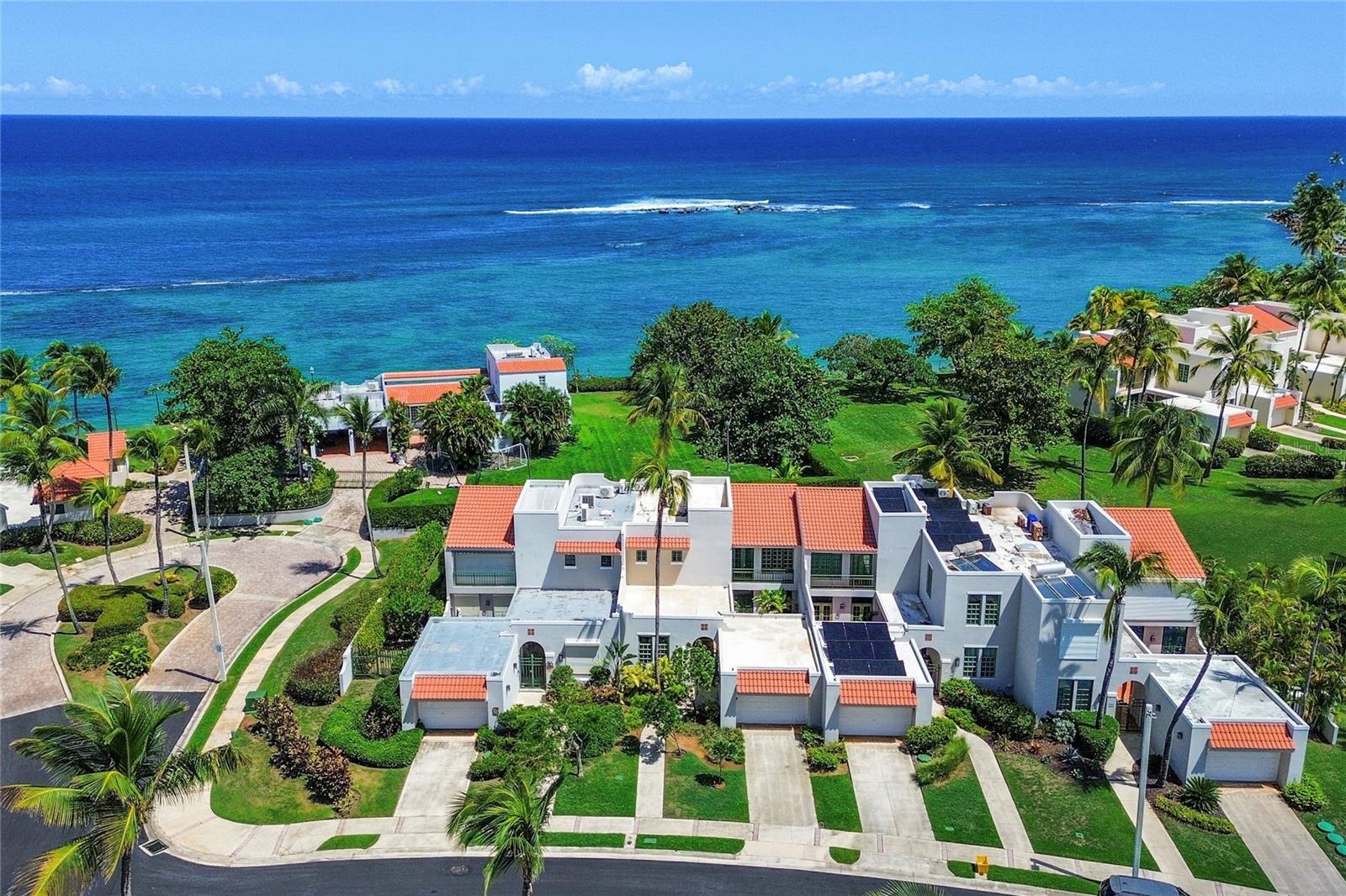 1 URB. DORADO REEF P-65