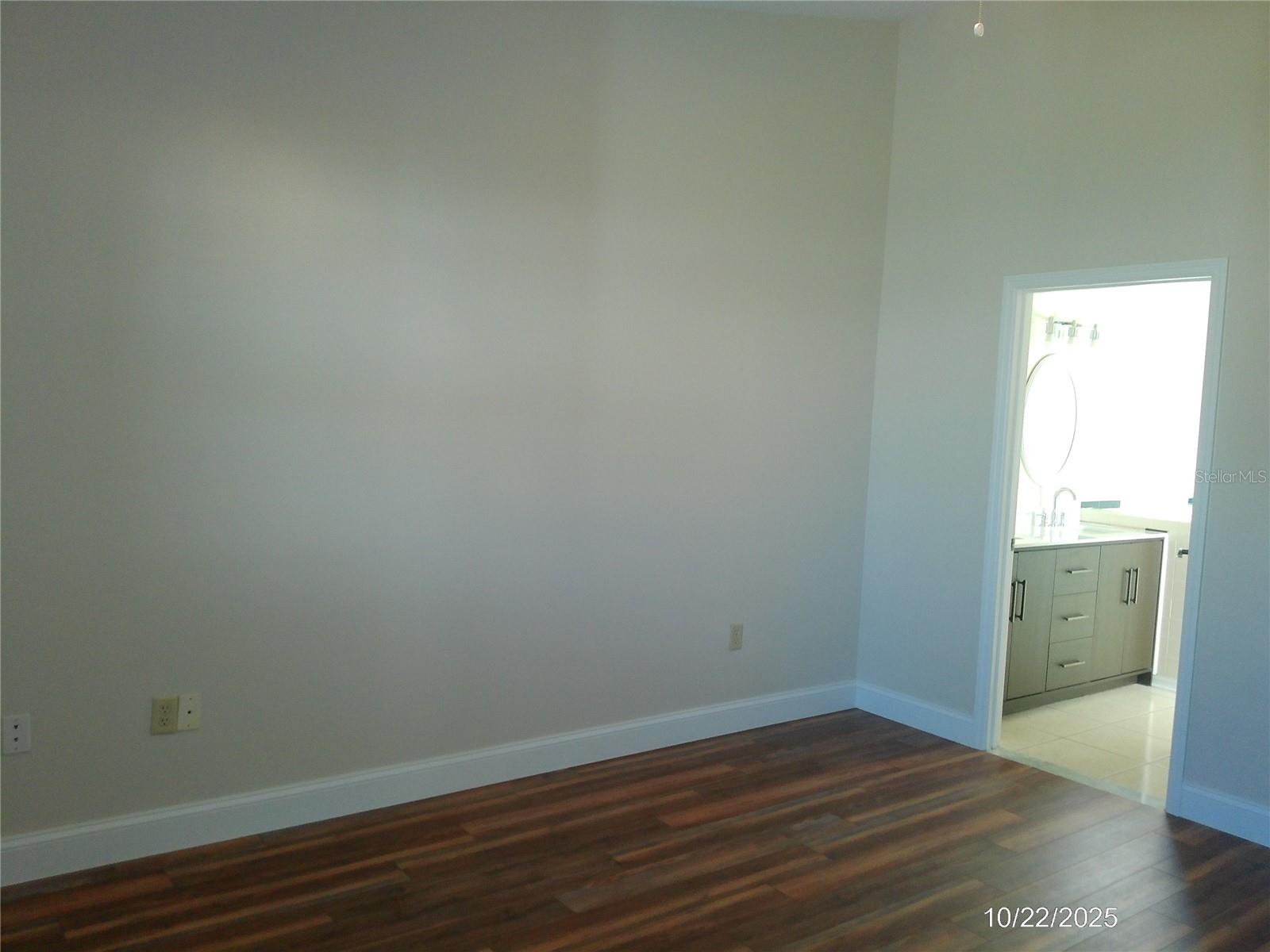 TANGERINE TRAILS - Residential Lease