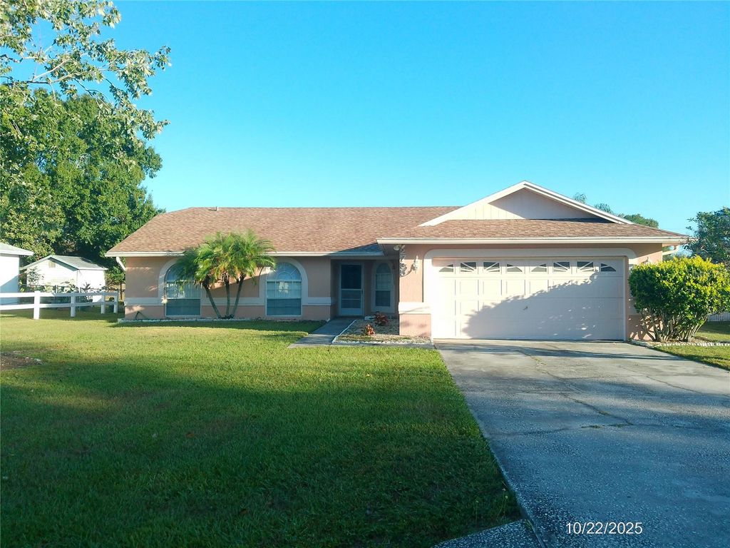 Photo of 2735 Jennifer Drive, Lakeland, FL 33810 (MLS # L4956894)