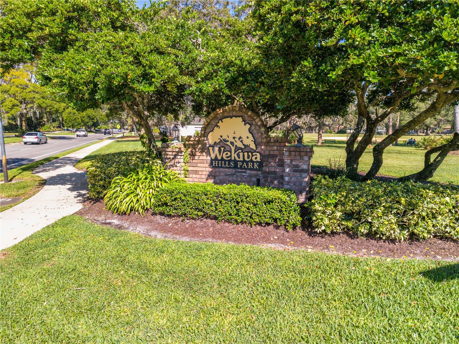 WEKIVA HILLS SEC 08 - Residential