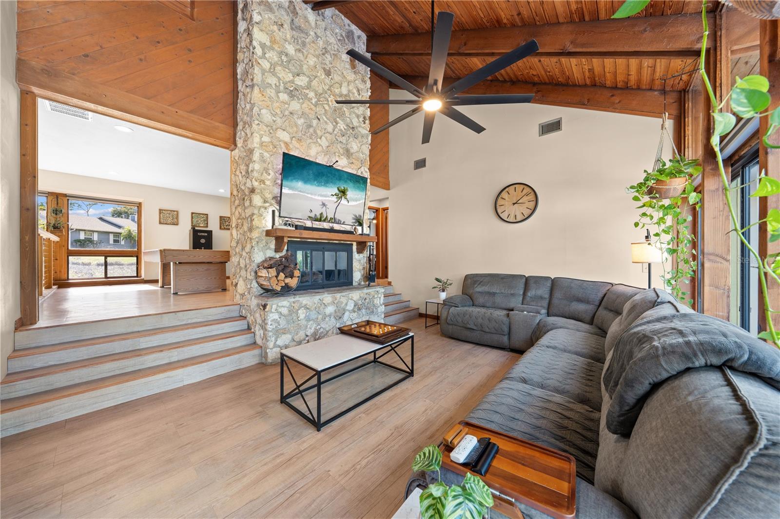 WEKIVA HILLS SEC 08 - Residential