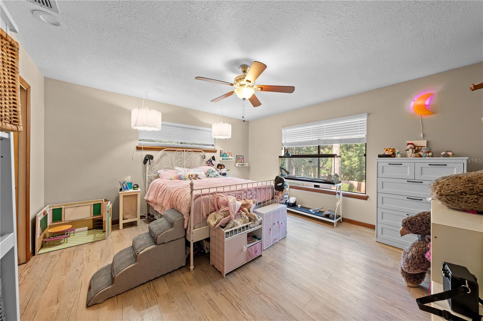 WEKIVA HILLS SEC 08 - Residential