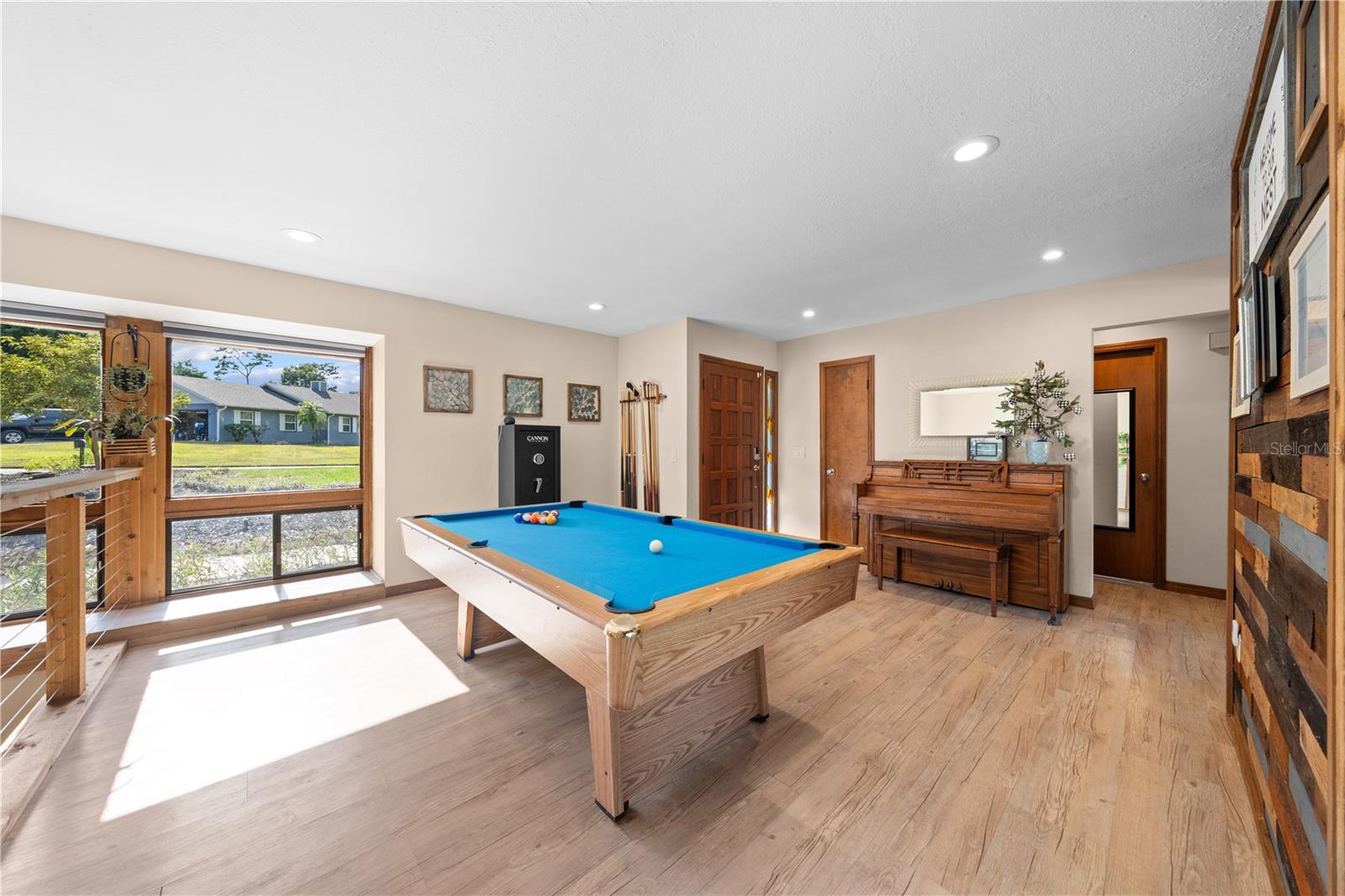 WEKIVA HILLS SEC 08 - Residential