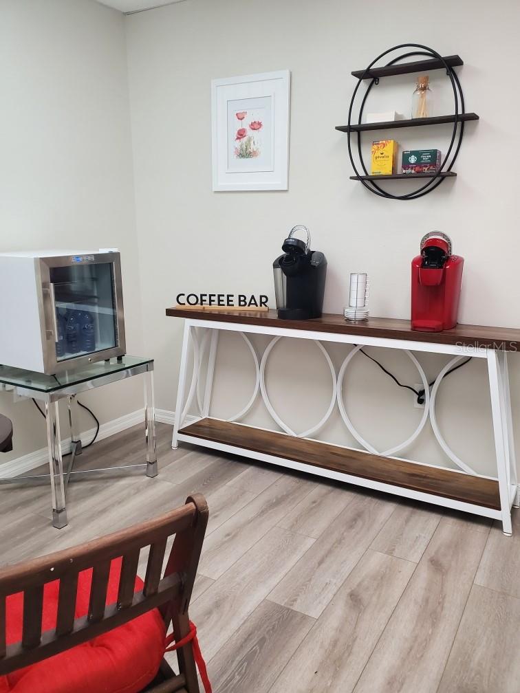 WORTH AVE COMM PARK - Commercial Sale