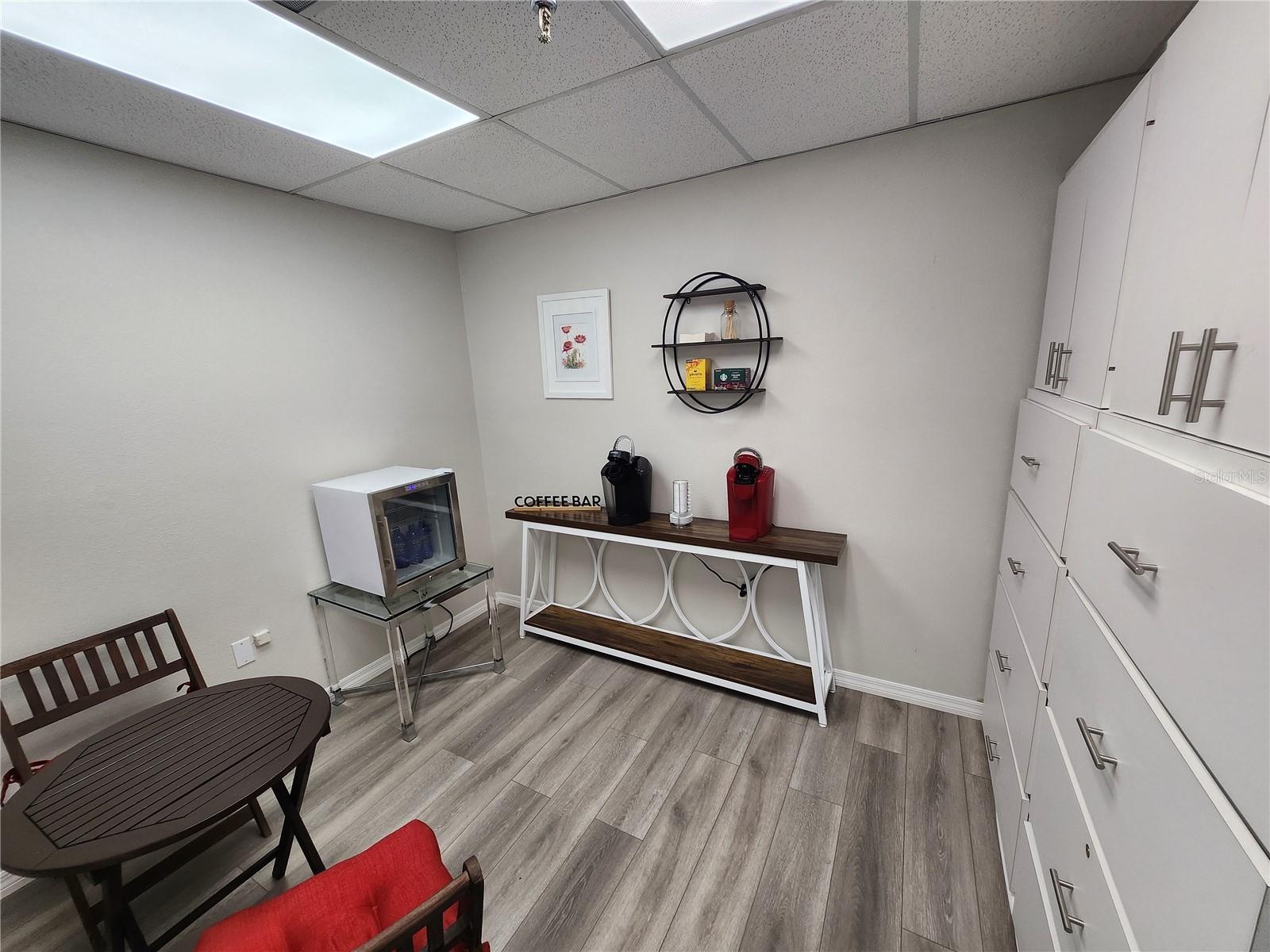 WORTH AVE COMM PARK - Commercial Sale