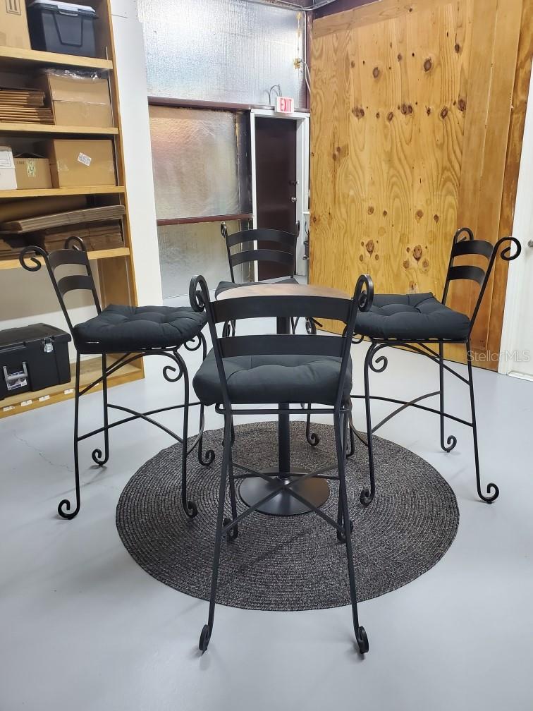 WORTH AVE COMM PARK - Commercial Sale