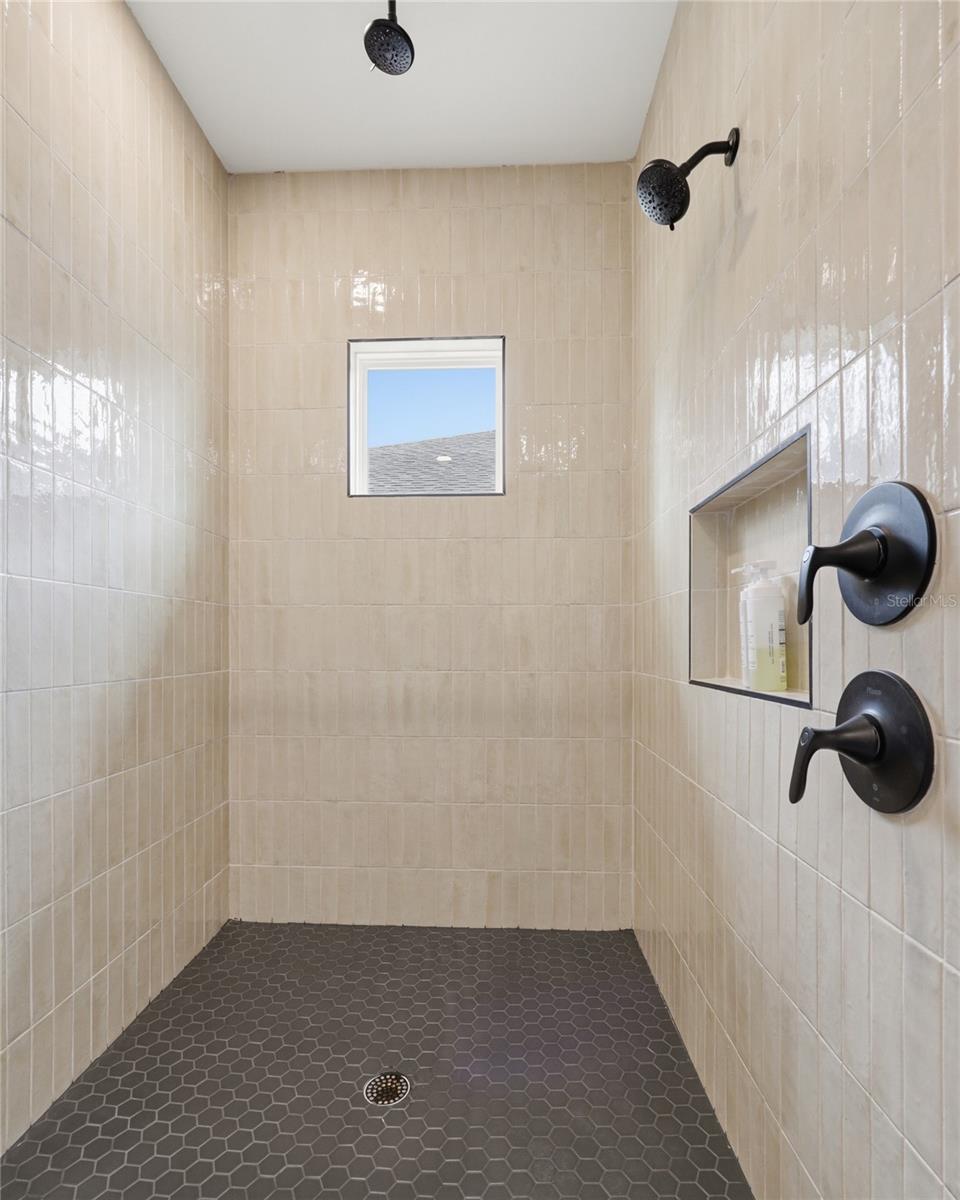 GRAND OAKS AT TOWER PH 3 - Residential