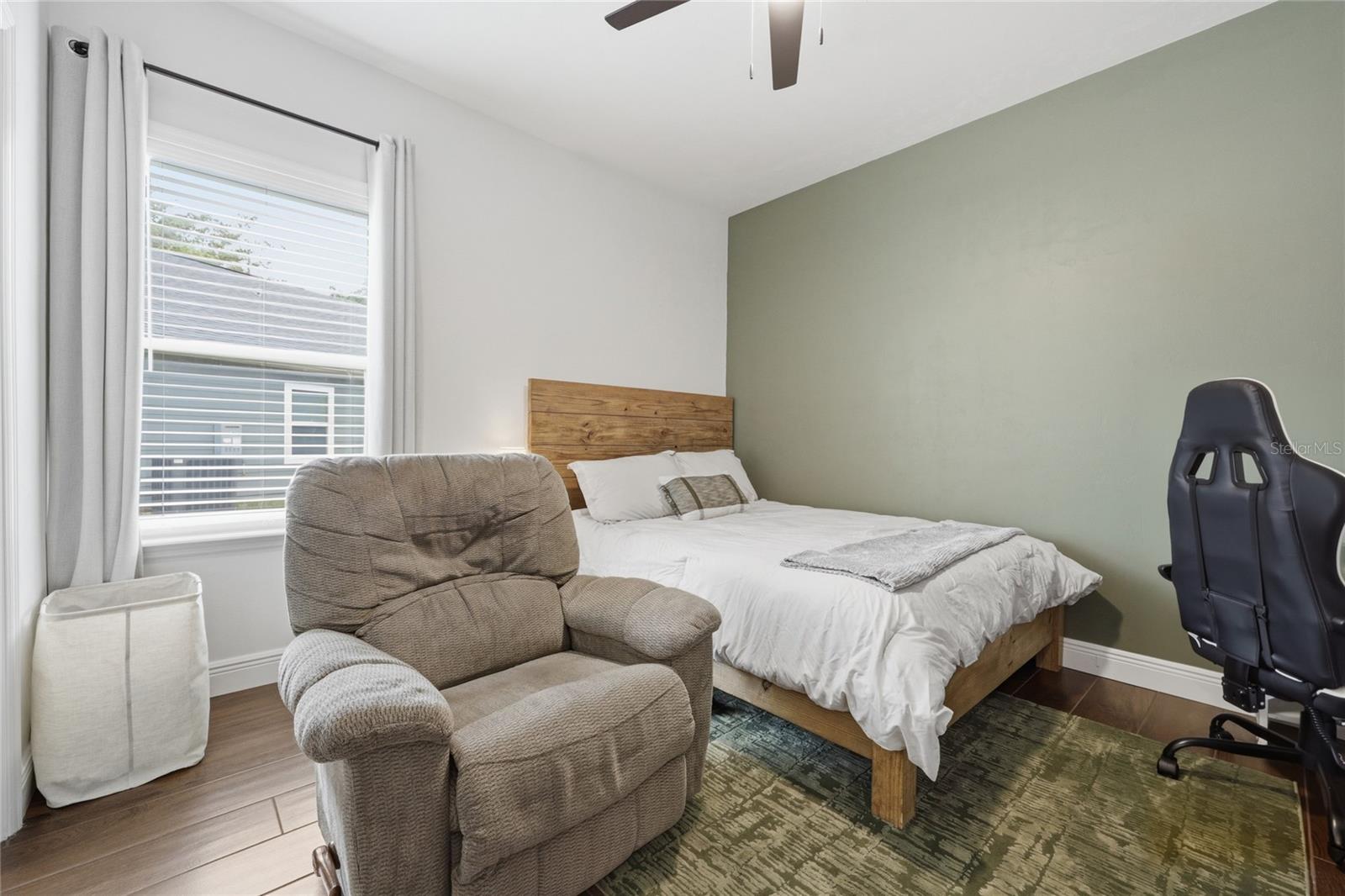 GRAND OAKS AT TOWER PH 3 - Residential