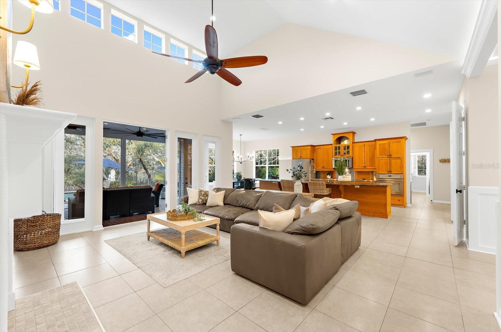 PINELLAS COUNTY - Residential