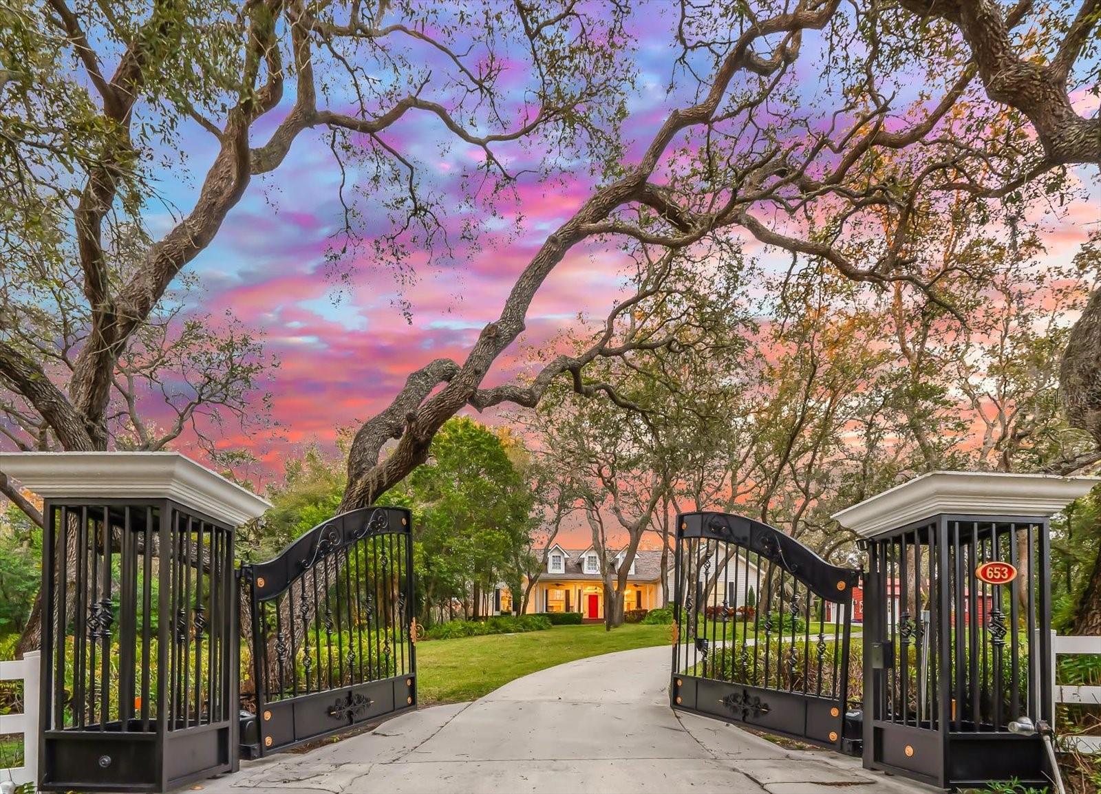 PINELLAS COUNTY - Residential