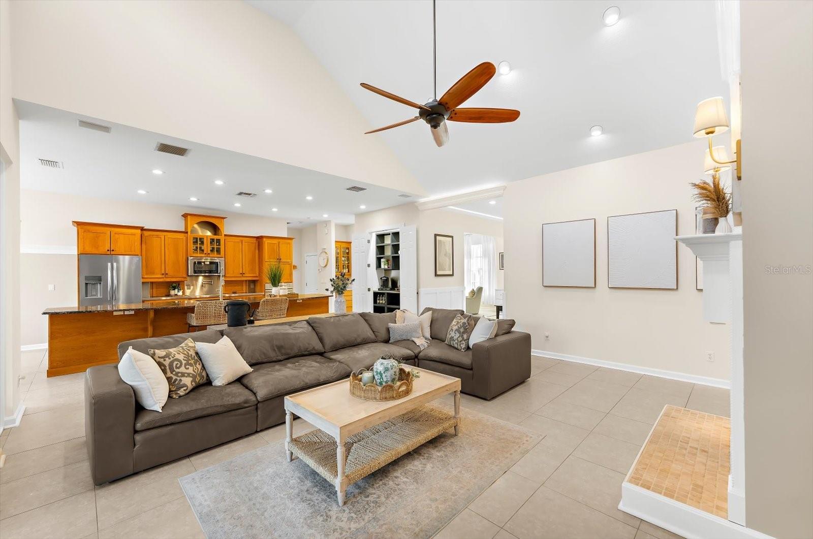 PINELLAS COUNTY - Residential