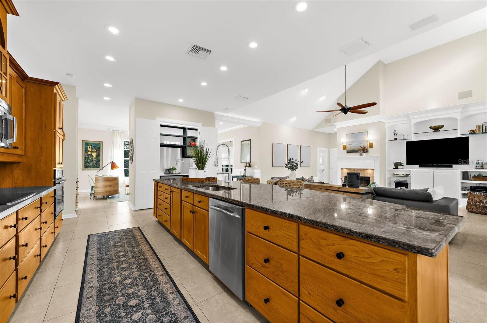 PINELLAS COUNTY - Residential