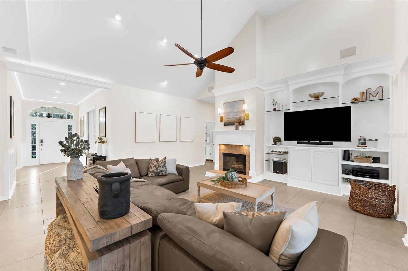 PINELLAS COUNTY - Residential