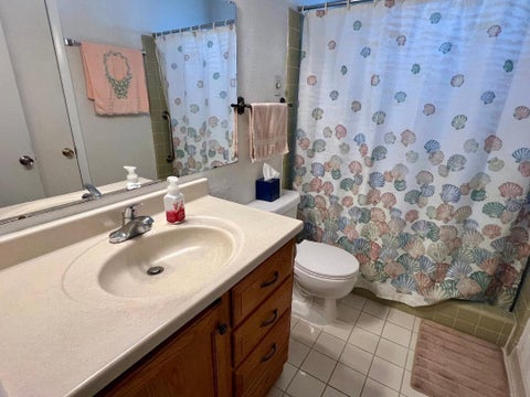 Tiny photo for 4033 SE 15th St, Ocala, FL 34471 (MLS # OM731273)
