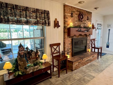 Tiny photo for 4033 SE 15th St, Ocala, FL 34471 (MLS # OM731273)