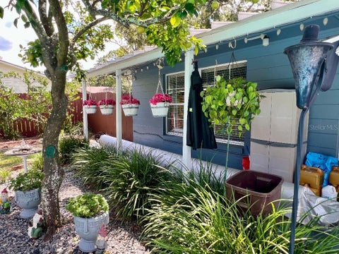 Tiny photo for 4033 SE 15th St, Ocala, FL 34471 (MLS # OM731273)