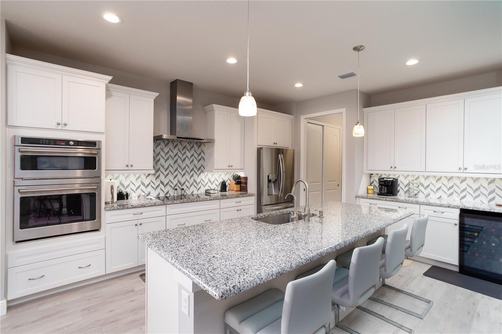 CYPRESS GLEN AT RIVER WILDERNESS PH IV - Residential Lease