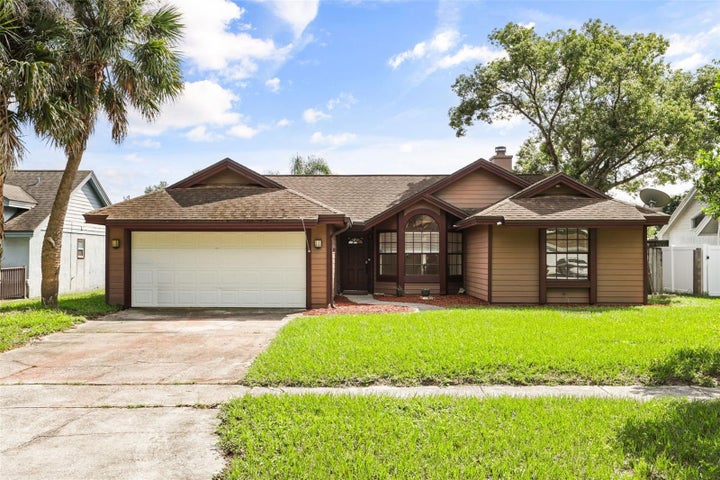 Photo 1 of 29 — 2507 DOVETAIL DRIVE, OCOEE, FL 34761