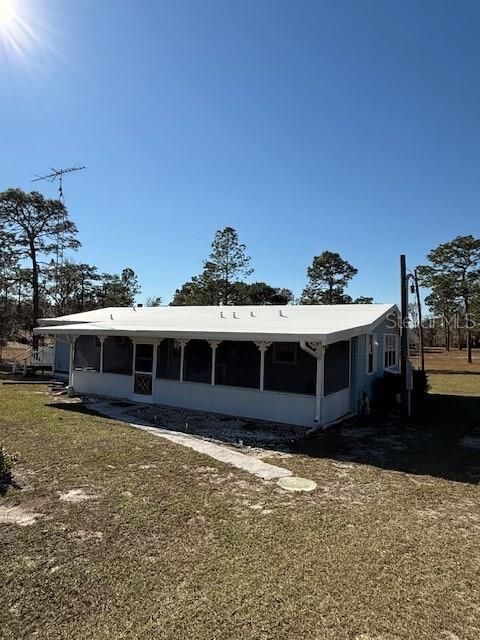 A home in DUNNELLON