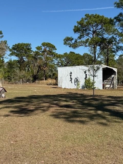 A home in DUNNELLON