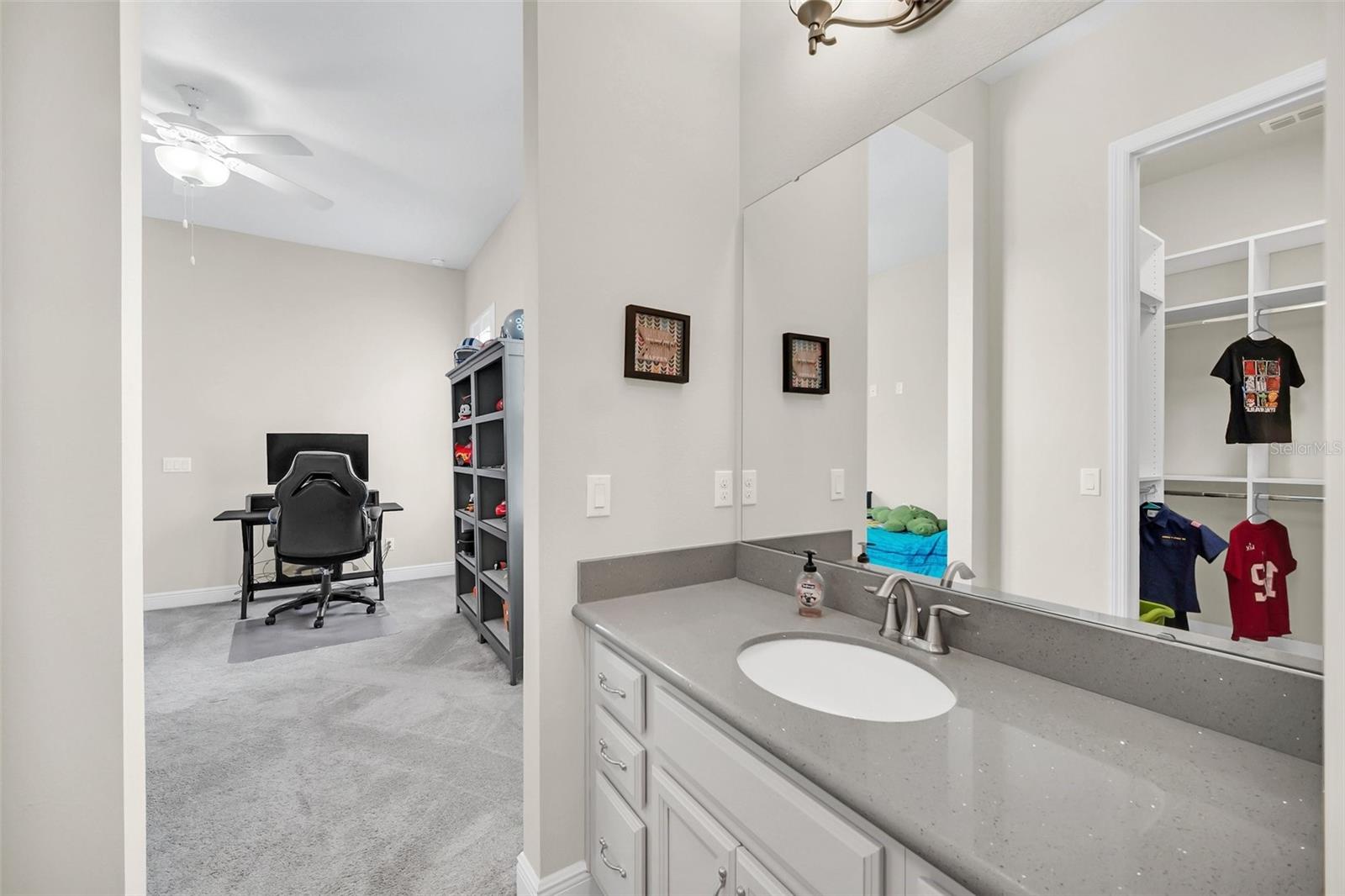 OVERLOOK 2/HAMLIN PH 3 4 - Residential