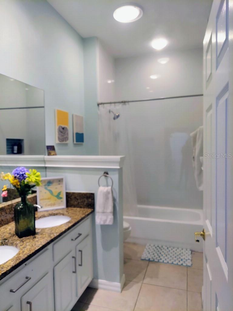 WESTCHASE SEC 305 & 306A - Residential