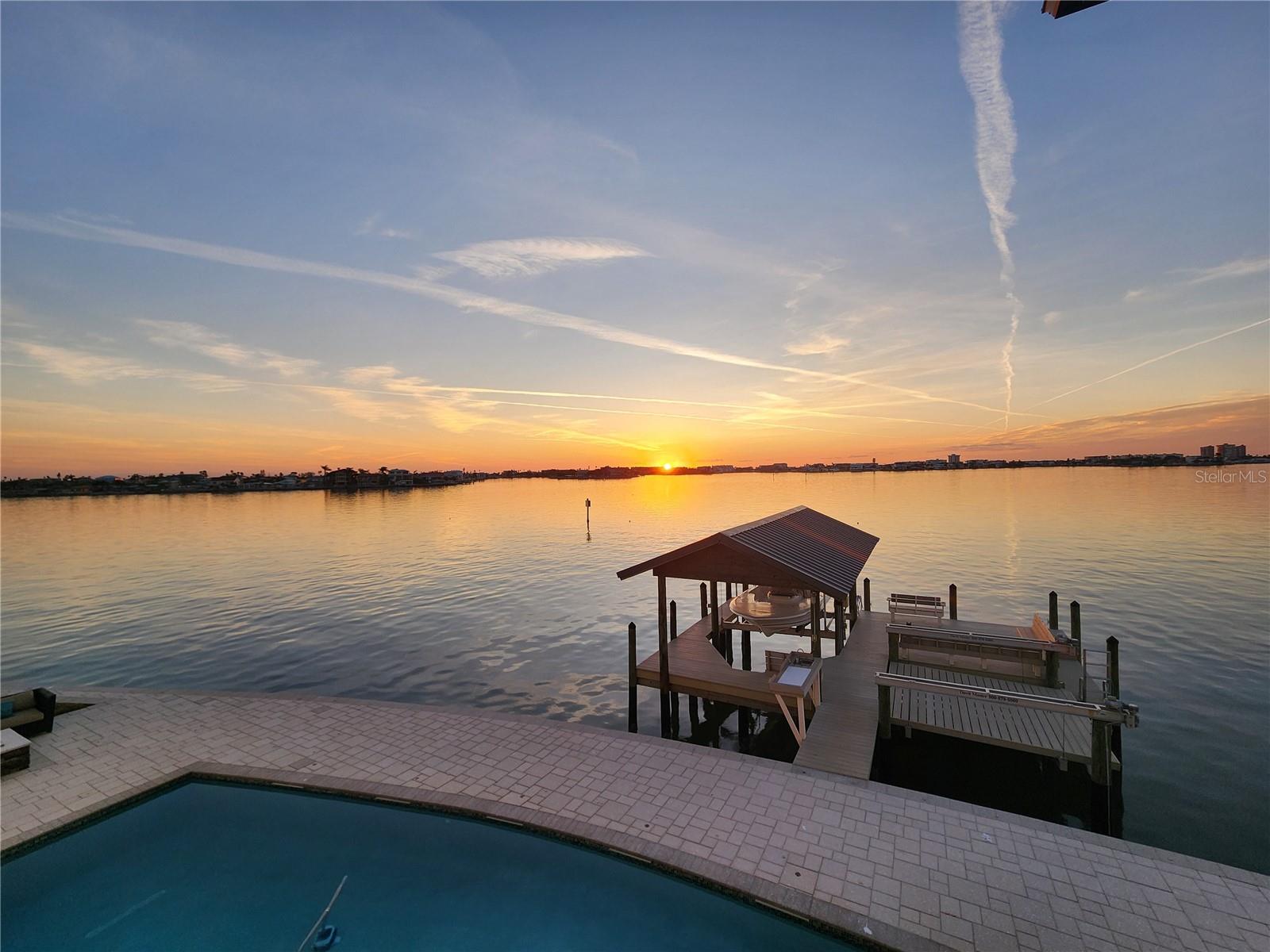 OAKHURST SHORES 1ST ADD - Residential