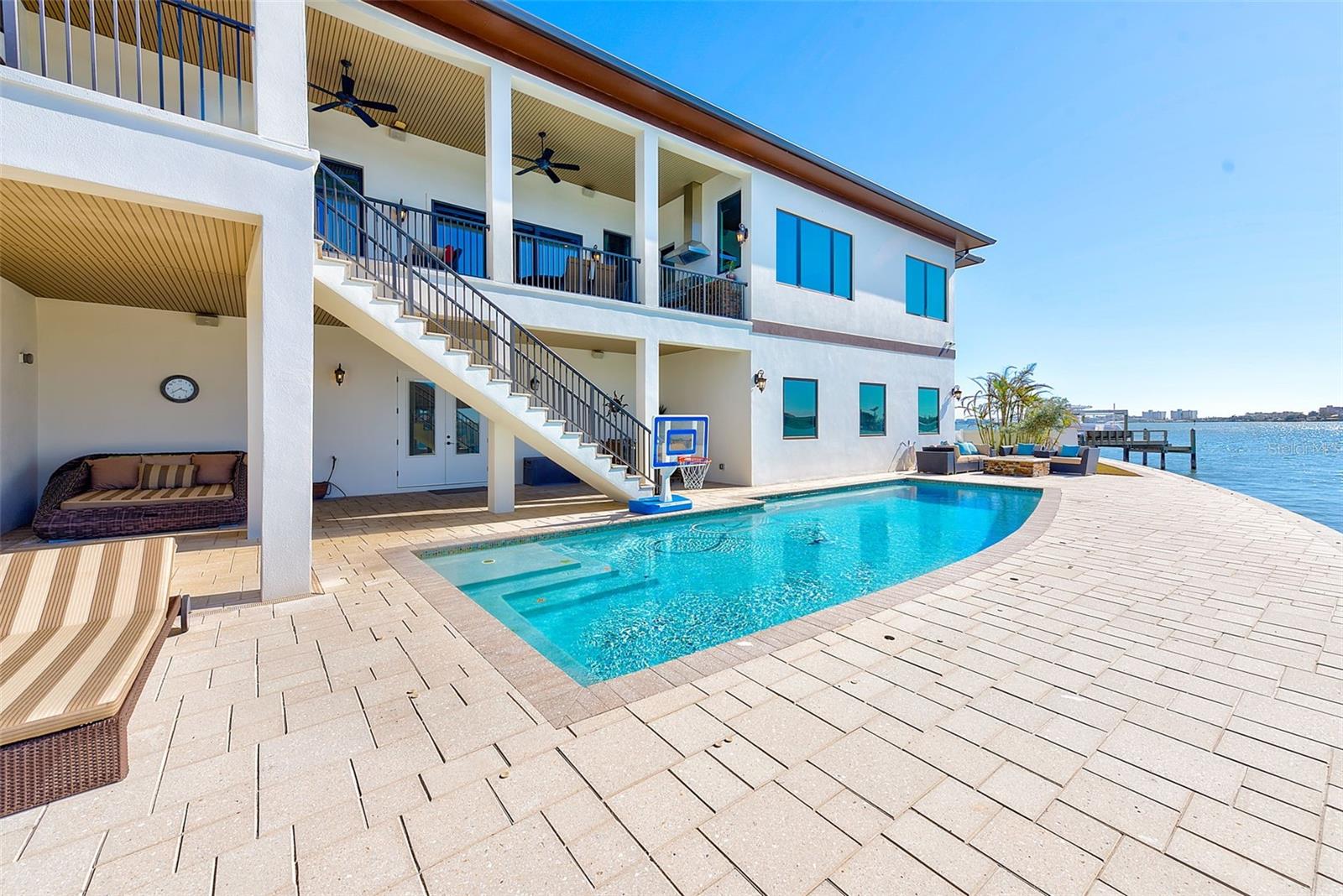 OAKHURST SHORES 1ST ADD - Residential