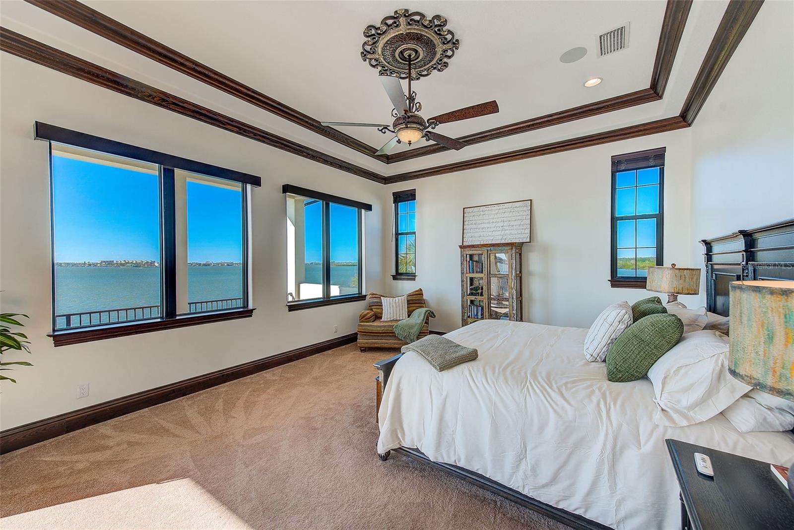 OAKHURST SHORES 1ST ADD - Residential