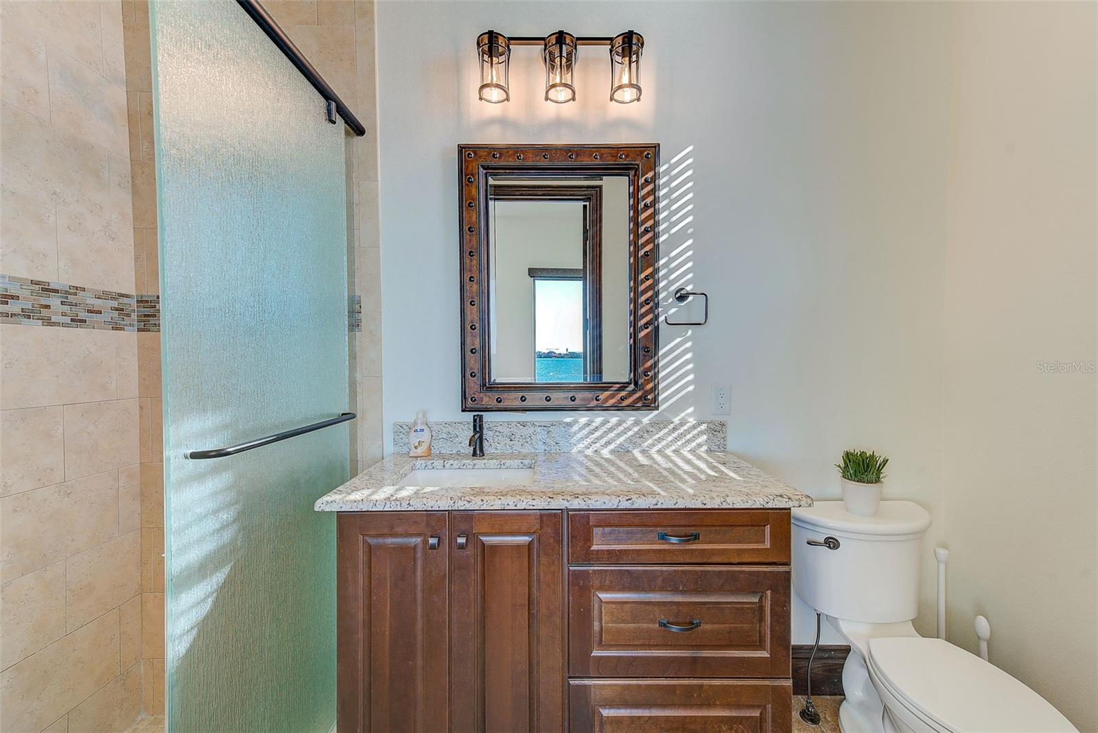 OAKHURST SHORES 1ST ADD - Residential