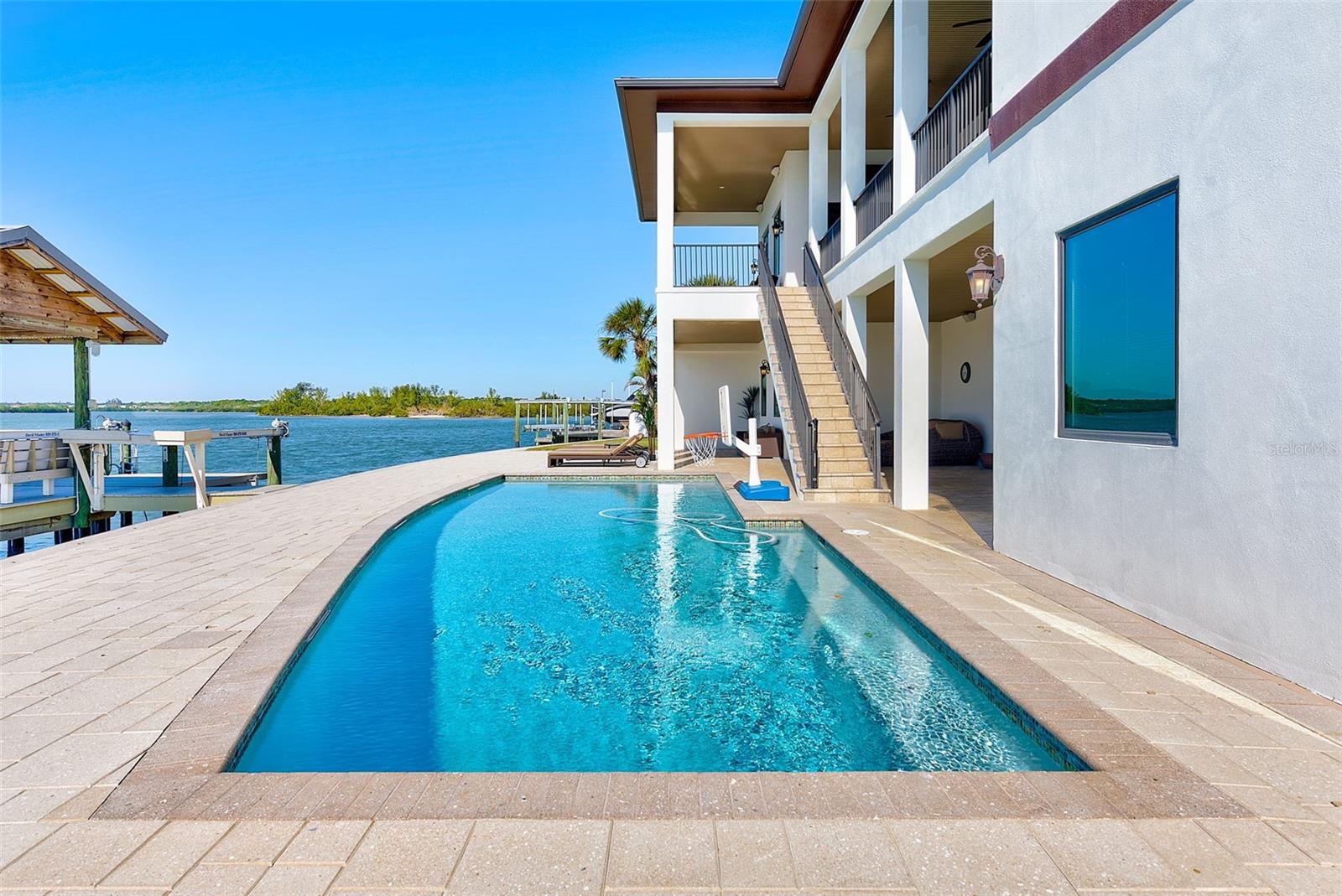 OAKHURST SHORES 1ST ADD - Residential