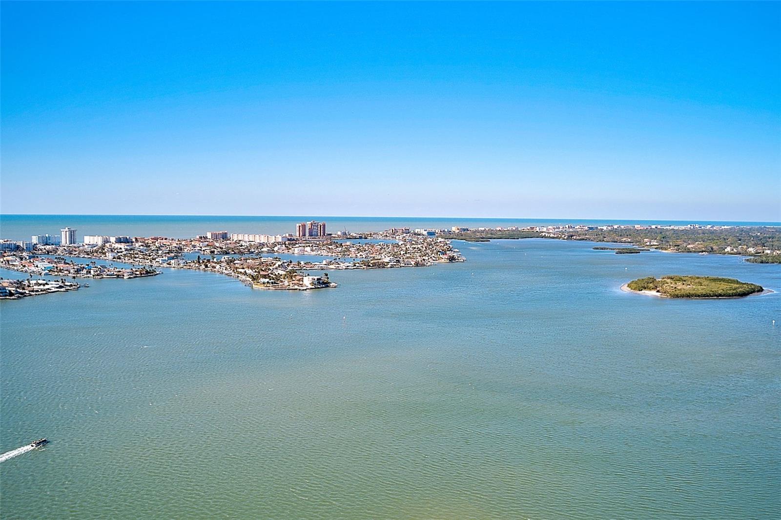 OAKHURST SHORES 1ST ADD - Residential