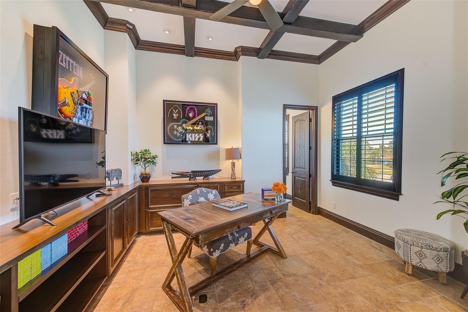 OAKHURST SHORES 1ST ADD - Residential