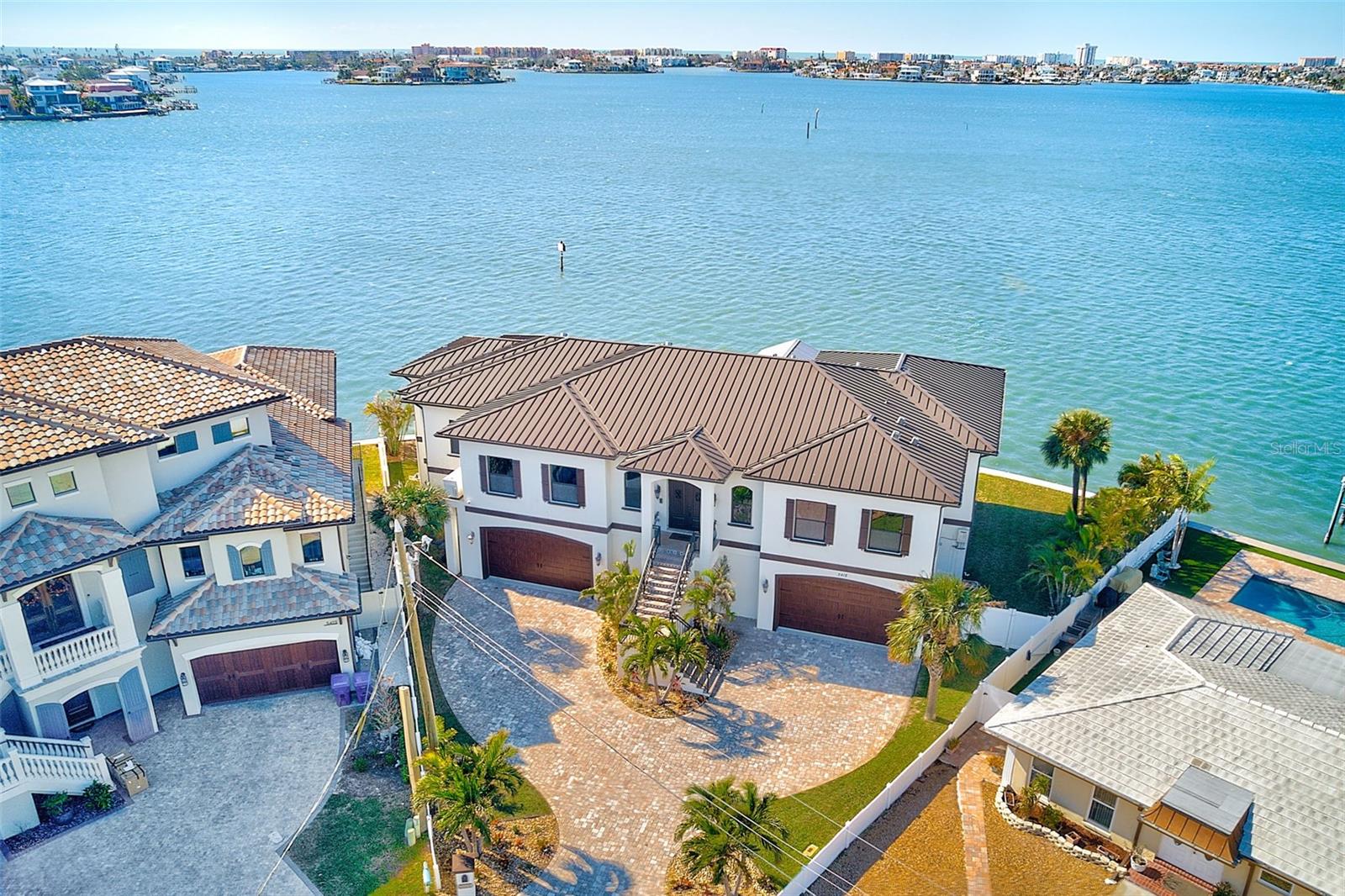 OAKHURST SHORES 1ST ADD - Residential